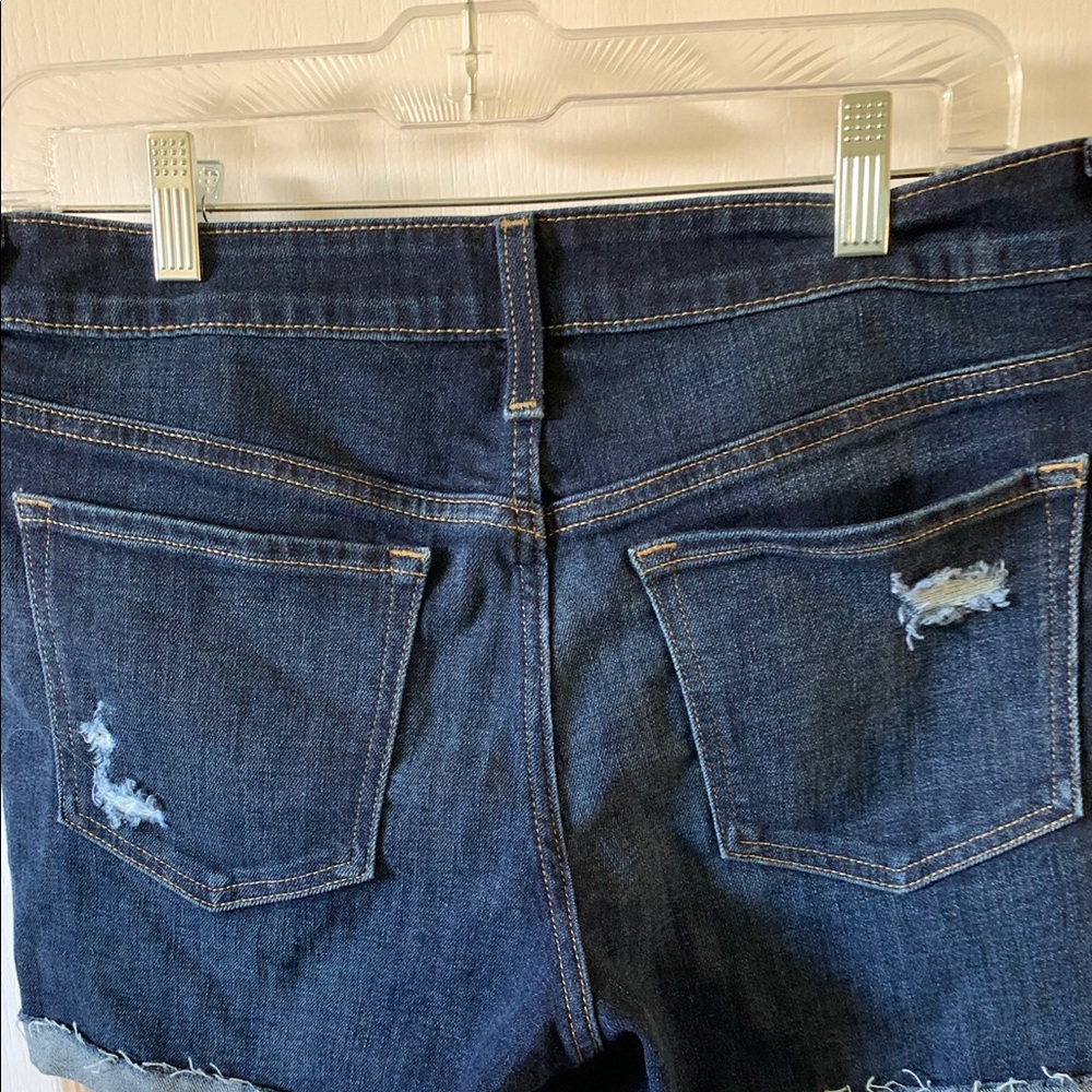 Shorts - Picture 2 of 3